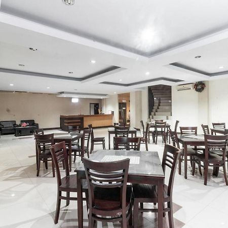 Reddoorz Near Bahu Mall Manado Malalayang Εξωτερικό φωτογραφία