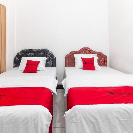 Reddoorz Near Bahu Mall Manado Malalayang Εξωτερικό φωτογραφία